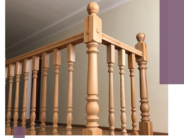 Деревянные перила на заказ в Кольчугине: монтаж и изготовление