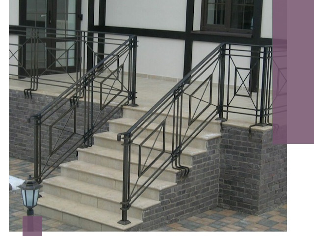 Перила для крыльца в Кольчугине — монтаж, изготовление и установка