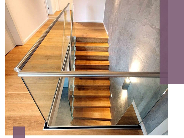 Перила для лестницы в доме — изготовление и монтаж в Кольчугине